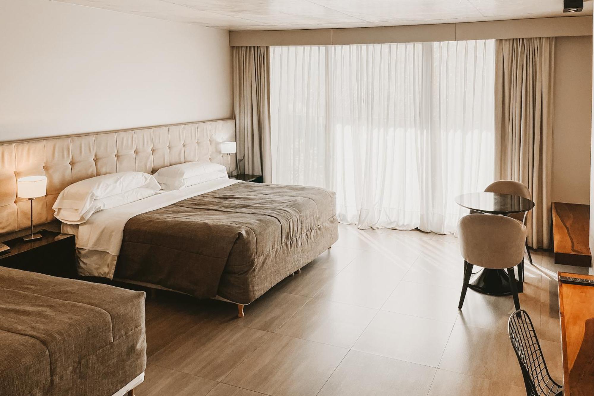 Nuit Hotel Mar del Plata Kültér fotó
